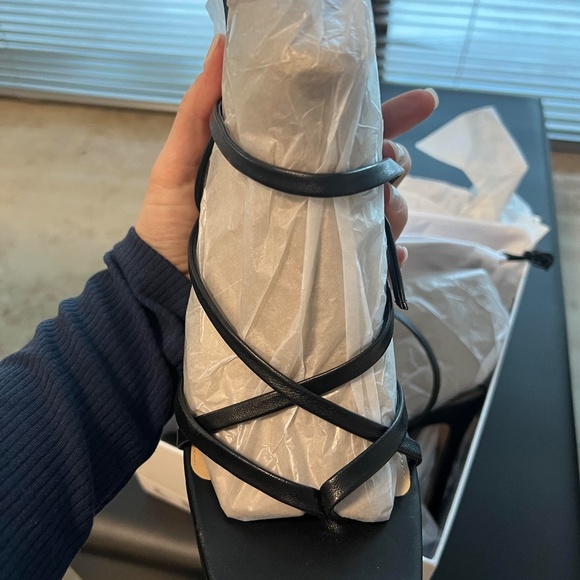 Veronica Beard Heels - Picture 6 of 11